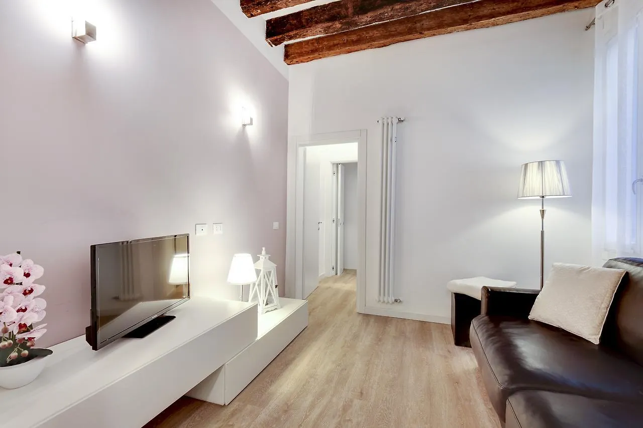 Botteri Palace Apartments By Wonderful Italy Veneza